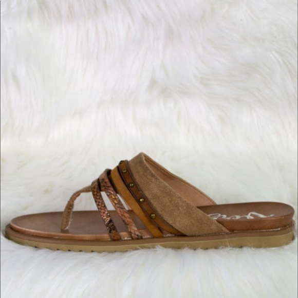 VERYG - Tan Sandals - Picture 2 of 4